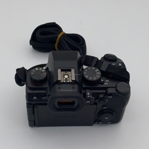 Boîtier d'Appareil Photo Numérique Réflex/DSLR Lumix <span class=keywords><strong>S5II</strong></span> d'Occasion avec Capteur CMOS Plein Format 24.2MP, Résolution Vidéo HD 4K et Compatibilité Carte SD Pas Cher - Product Image 5