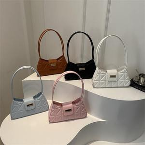 Sac fourre-tout de luxe en cuir PU pour femme, couleur unie, sac à bandoulière gaufré, sac messager pour femme, sac sous le bras, sac à main - Product Image 1