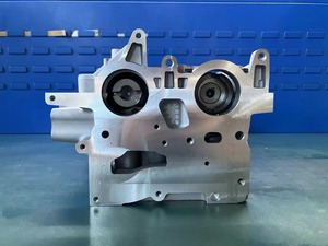 Ensemble de culasse de moteur diesel de voiture turbocompressé à quatre cylindres en ligne AHH/DW10 1.9D pour <span class=keywords><strong>Citroen</strong></span> Jumpy III Bus - Product Image 6