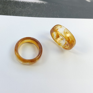 Anello in Resina Acrilica Trasparente Colorata con Forme Geometriche, Anello Personalizzato Stile Ins Taglia Unica, Anello da Dito - Product Image 2