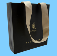 Emballages de luxe personnalisés gaufrés à paillettes pour vêtements, cadeaux de détail, sacs de shopping marron durables et réutilisables, et pochettes à bijoux pour entreprises
