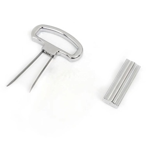 Expédition rapide <span class=keywords><strong>Tire</strong></span>-<span class=keywords><strong>bouchon</strong></span> vintage pour vin rouge en métal, ouvre-bouteille à deux dents en alliage de zinc noir - Product Image 2