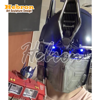 Casque Optimus Prime soigneusement conçu, très attrayant pour les costumes d'anime Transformers pour les festivals d'Halloween et les fans.