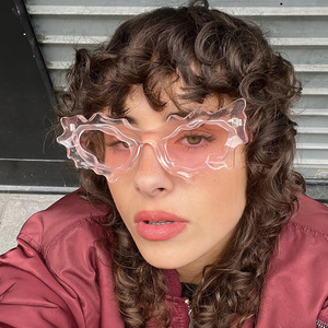 Lunettes de soleil technologiques futuristes, créatives, irrégulières, tendance, style punk hip-hop, pour hommes et femmes, accessoires de mode - Product Image 1