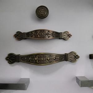 <b>Furniture</b> <b>Handle</b> Zinc Alloy Rectangle Antique Bronze Traditional Cabinet Door <b>Knob</b> Durable Style 1 H-453 - Product Image 2