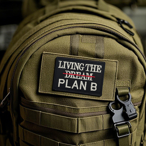 Broderie JE PEUX REGARDER CALME MAIS... Classique Noir Blanc Épaule Sac À Dos À Coudre Lettre Patch PLAN B Lettre Patch pour Sac Chapeau Coudre - Product Image 3