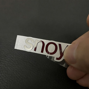 Etiquetas Adhesivas Metálicas Personalizadas, Resistentes, con Letras en Relieve, Electroformadas con Pegamento 3M, Impresas - Product Image 5