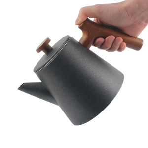 Carafe à café et thé de 1,0 L, compatible cuisinière, avec bec verseur et poignée en bois, pour café à faire couler - Product Image 1