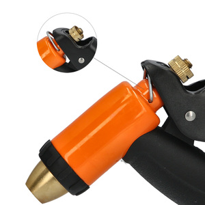 Pistola a Spruzzo in Metallo con Tubo Flessibile e Impugnatura Morbida Regolabile - Product Image 3