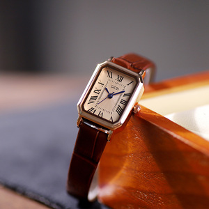 <span class=keywords><strong>Montre</strong></span> à quartz carrée vintage de luxe avec cadran à chiffres romains, bracelet en cuir marron pour femmes - Product Image 2