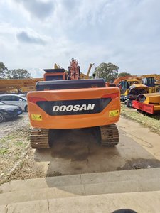 Excavatrice sur chenilles Doosan DX225LCA de 22 tonnes, bien entretenue, d'occasion, pour travaux de terrassement, avec moteur, roulement, PLC et pompe hydraulique, Corée - Product Image 3