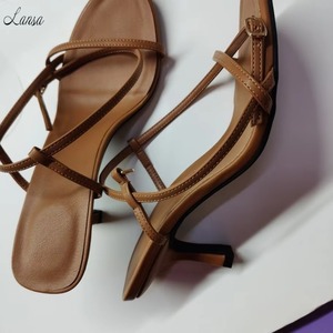<span class=keywords><strong>Sandali</strong></span> con <span class=keywords><strong>Tacco</strong></span> Alto a Stiletto da Donna 2025: Ultimi Modelli Eleganti e Sexy con Cinturino Sottile Incrociato e Punta Aperta, Chiusura alla Caviglia, Ideali per l'Estate - Product Image 3