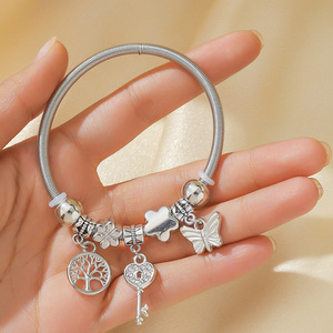 Bracelets en acier inoxydable <span class=keywords><strong>argent</strong></span>é exquis pour femmes et filles, design <span class=keywords><strong>arbre</strong></span> <span class=keywords><strong>de</strong></span> <span class=keywords><strong>vie</strong></span>, clé, papillon, bracelets élégants, bijoux - Product Image 2