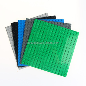 Mainan konstruksi papan dasar blok bangunan kompatibel batu bata kecil 32*32 titik sisi ganda untuk hadiah anak-anak - Product Image 1