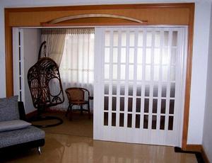 Venta caliente la transparencia <span class=keywords><strong>PVC</strong></span> acordeón <span class=keywords><strong>Puerta</strong></span> plegable para tienda de coches - Product Image 4