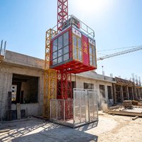 Équipement de levage pour la construction, monte-matériaux électrique SC100U pour chantier