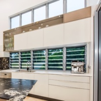 Système de fenêtres à persiennes/volets personnalisés Cadre en aluminium verre trempé avec persiennes Fenêtres à persiennes modernes horizontales à vendre