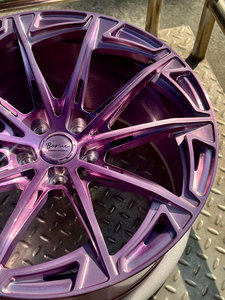 Ruedas forjadas personalizadas Borui, llantas Boru de 20 y 22 pulgadas, ruedas de aleación púrpura cepilladas galvanizadas de varios radios cóncavos profundos para BMW Audi - Product Image 3