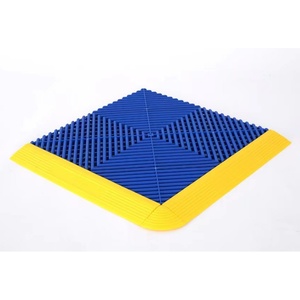 Tapetes para Estacionamiento de HDPE de Alto Tráfico con Orificios de Drenaje, Resistentes a la Intemperie, a la Corrosión y de Bajo Mantenimiento - Product Image 4