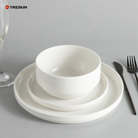 Ensemble de Vaisselle de Luxe en Porcelaine Fine Blanche, Résistant au Lave-Vaisselle, Neuf, pour Dîner, Assiettes Plates, pour Hôtels, Restaurants et Mariages
