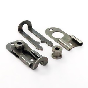 Pièces d'estampage <span class=keywords><strong>de</strong></span> tôle OEM avec fabrication d'estampage <span class=keywords><strong>de</strong></span> <span class=keywords><strong>cuivre</strong></span> et d'aluminium en acier inoxydable <span class=keywords><strong>pour</strong></span> fixations <span class=keywords><strong>de</strong></span> verrouillage <span class=keywords><strong>de</strong></span> panneau <span class=keywords><strong>de</strong></span> carrosserie <span class=keywords><strong>de</strong></span> capot - Product Image 2