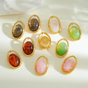 Boucles d'oreilles ovales en résine plaquées or 18 carats en acier inoxydable 304 Style décontracté simple pour femmes Port quotidien Bijoux et accessoires tendance - Product Image 2