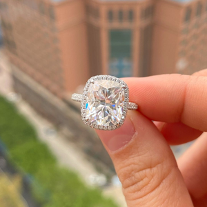Haute qualité 2.90 carats coussin coupe Moissanite bague en diamant 14K or blanc bijoux de mariage originaux pour les fêtes anniversaires - Product Image 1