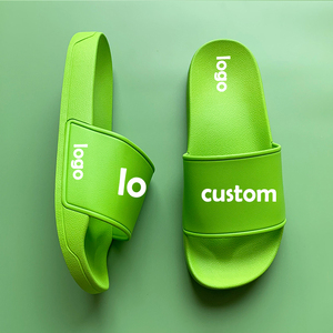 Sandalias de PVC Personalizadas, Elegantes y Casuales de Alta Calidad 2024 para Hombre, para Interiores, Hogar, Playa y Exteriores - Product Image 1