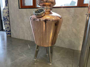 Destilador de Olla de Cobre CE de 100L, Varilla de Calentamiento Eléctrico, Equipo de Destilación de Whisky Brandy Craft Moonshine Spirit Production - Product Image 6