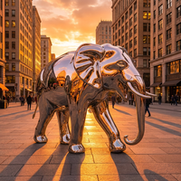 Sculpture d'éléphant en acier inoxydable, design géométrique faceté saisissant, style traditionnel et moderne, poli, décoration extérieure pour jardin, parc, place publique