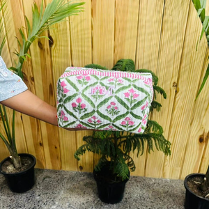 Hot Sale Floral Cotton Down <b>Zip</b> Makeup Bag Gifts Proposal Cosmetic Bag Women Cosmetic Bags Large Capacity - Product Image 1