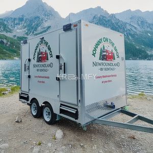 Baño Portátil Prefabricado para Exteriores, Venta Directa de Fábrica 2025, con Remolque Contenedor - Product Image 2