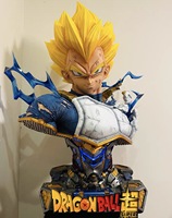 Dragon Ball Super : Statue de collection en résine de Vegeta grandeur nature 1:1 avec motif flamme, Scouter et base mécanique