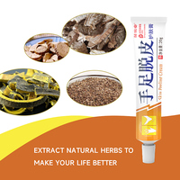 Crème exfoliante pour les mains et les pieds Zourunan, peau sèche et craquelée, huile de cheval, aloe vera, hydratant cosmétique, tube confortable 20g, vente en gros OEM