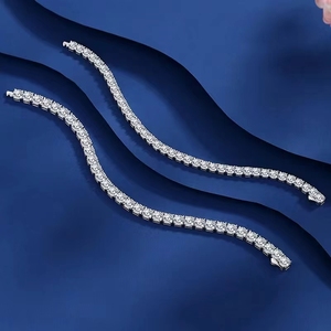 All'ingrosso di lusso <span class=keywords><strong>925</strong></span> Sterling Sliver placcato oro 3MM ghiacciato Moissanite diamante bracciale Tennis da donna <span class=keywords><strong>uomo</strong></span> Unisex bracciale - Product Image 3