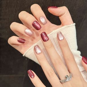 <span class=keywords><strong>Uñas</strong></span> Postizas Hechas a Mano, Diseño 1192, Color <span class=keywords><strong>Vino</strong></span> Tinto, Rosa Nude, con Diamantes Brillantes en Contraste, Estilo Elegante y Sencillo - Product Image 3