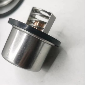 เทอร์โมสตัทสำหรับปอร์เช่คาเยนน์ 94810612501 89C ชิ้นส่วนทดแทนระบบระบายความร้อนของเครื่องยนต์ - Product Image 1