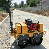 Compacteur routier de 1 tonne avec châssis stable pour une utilisation sûre sur surface inclinée