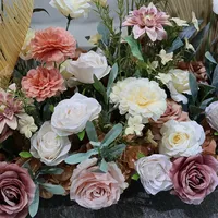 Kunstmatige koffiekleurige roos herfstbloemen tafeldecoratie voor bruiloft gangpad podium ceremonie feest decoratie