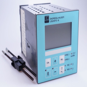 Clm223-cd0010 導電率トランスデューサー Liquisys Clm223 新品オリジナルスポット PLC - Product Image 1