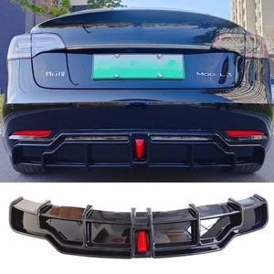 Accessoires de voiture en Fiber de carbone Style <span class=keywords><strong>LED</strong></span> pare-chocs de voiture diffuseur de lèvre arrière et Spoiler arrière kit de carrosserie pour Tesla modèle <span class=keywords><strong>3</strong></span> - Product Image 1
