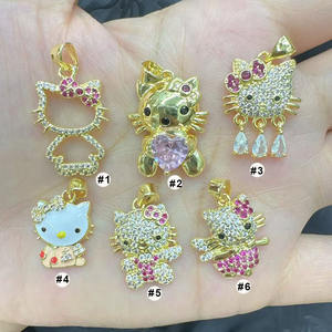 CZ9274 Delicati Ciondoli Charm a Forma di Animale (Gatto, Ape, <span class=keywords><strong>Coccinella</strong></span>) Placcati Oro 18k con Micro Pavé di Zirconi e Smalto Multicolore Rosa - Product Image 3