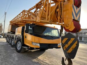 Grue de chantier motorisée de bonne qualité, capacité de levage de 130 tonnes - Product Image 4