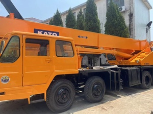 Grue à camion Kato NK300E NK400E NK500E NK40 d'occasion, moteur Yuchai, pompe, capacité de charge nominale de 25 à 50 tonnes, engins de chantier - Product Image 5