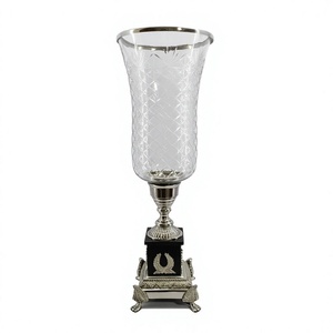 Candelabro de un solo poste de aluminio y piedra, con recubrimiento de polvo negro - Product Image 6