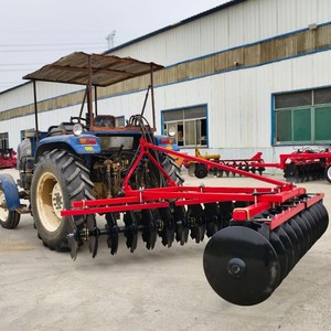 Arado de Discos para Cultivo Agrícola, Rojo, Accionado por Tractor Diésel, Equipo de Preparación de Terrenos - Product Image 1