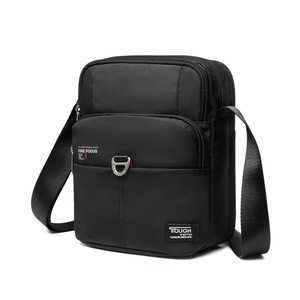 पुरुषों का फैशन वाटरप्रूफ बिजनेस क्रॉसबॉडी कंधे बैग ऑक्साइड कपड़े का सिक्का पर्स आकस्मिक यात्रा स्लिंग बैग चरित्र पैटर्न - Product Image 3