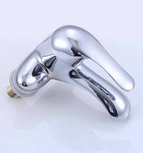 Robinet de lavabo chromé à design moderne et épuré, monocommande, double trou, <span class=keywords><strong>en</strong></span> alliage de <span class=keywords><strong>zinc</strong></span>, à montage sur plan, avec cartouche céramique, pour eau froide et chaude - Product Image 6