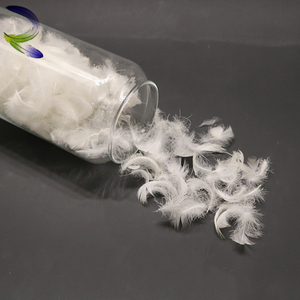 De alta calidad de China de <span class=keywords><strong>plumas</strong></span> de pato de 2-4cm blanco lavado <span class=keywords><strong>relleno</strong></span> edredón almohada cojín - Product Image 1