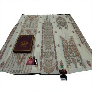 Sarong Indonesia BHS Excelente Oro JEA Tipo Jacquard Tradicional Musulmán - Product Image 5